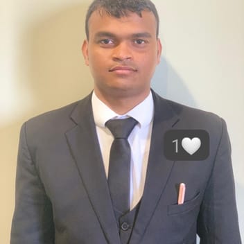 ARIFUL , Bangladeshi driver, in Riyadh