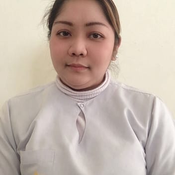 Jennifer , Filipino nanny, in Riyadh