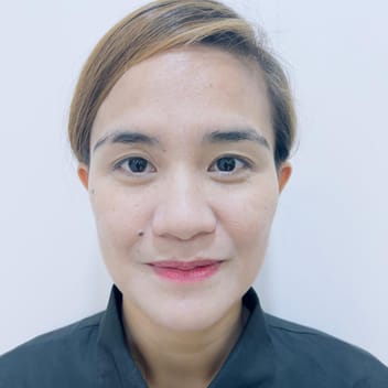 Prezie, Filipino nanny, in Dubai