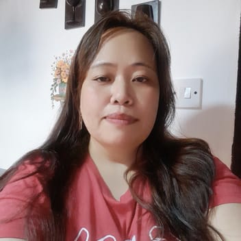 Maria, Filipino nanny, in the UAE