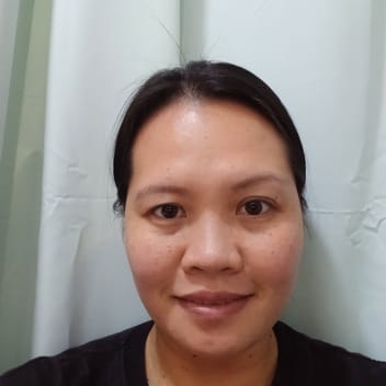 Shen, Filipino nanny, in Dubai