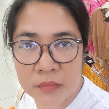 Rusel, Filipino nanny, in Dubai