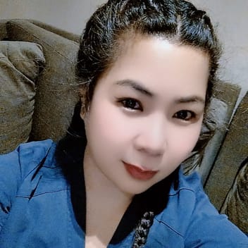 Aiza, Filipino nanny, in Riyadh