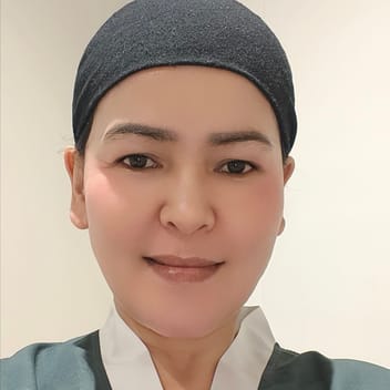 Beverly , Filipino maid, in Riyadh