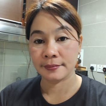 Joan, Filipino nanny, in Abu Dhabi