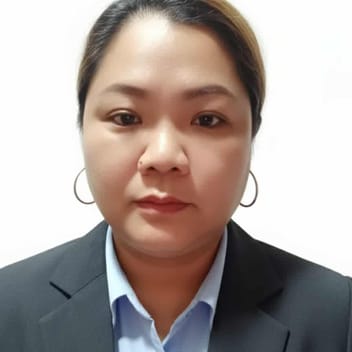 Rosalie, Filipino elder-care worker, in Dubai