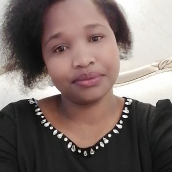 Viola, Kenyan nanny, in Saudi Arabia