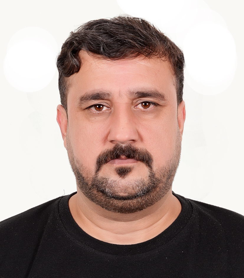 Sayed mangal , Afghan, in Ajman
