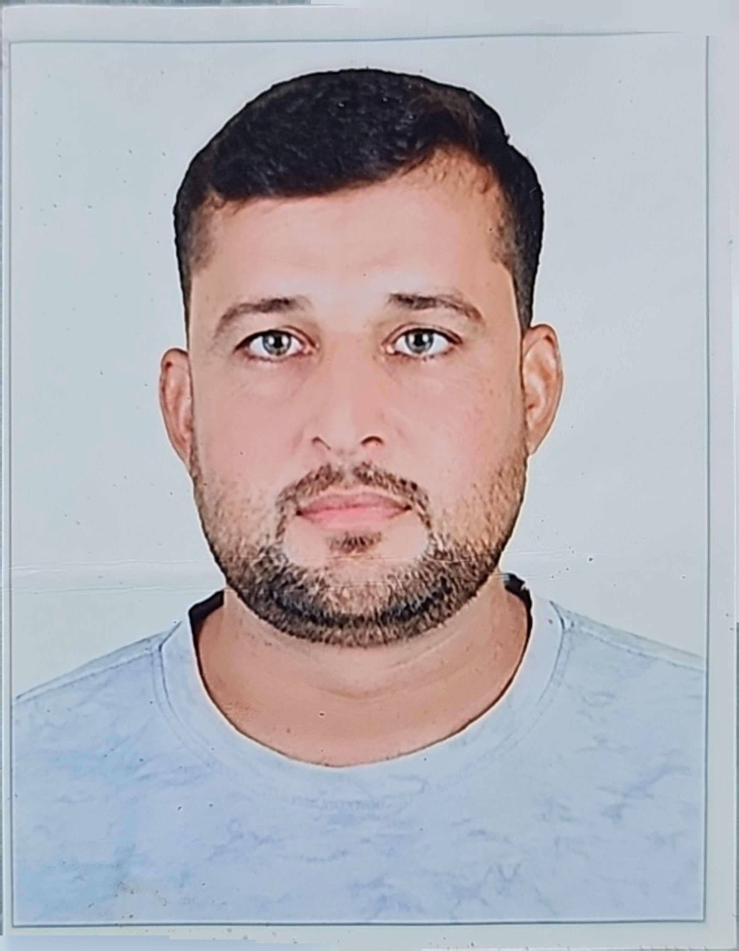 Waqas, Pakistani, in Sharjah
