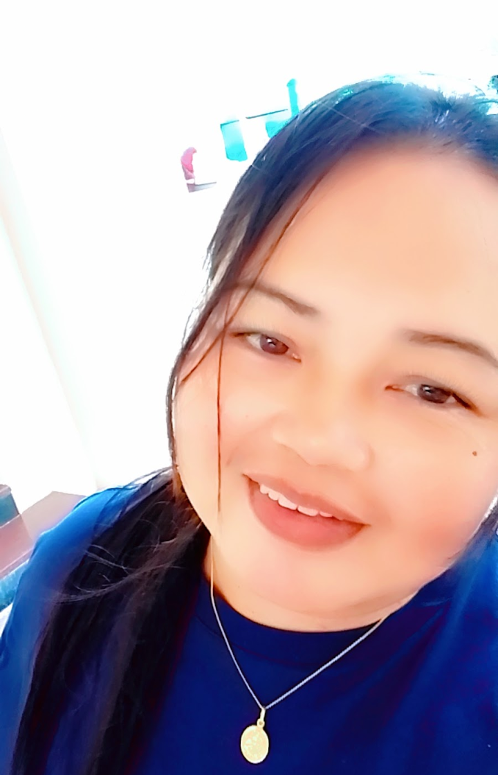 Maria Vinette , Filipino nanny, in Abu Dhabi