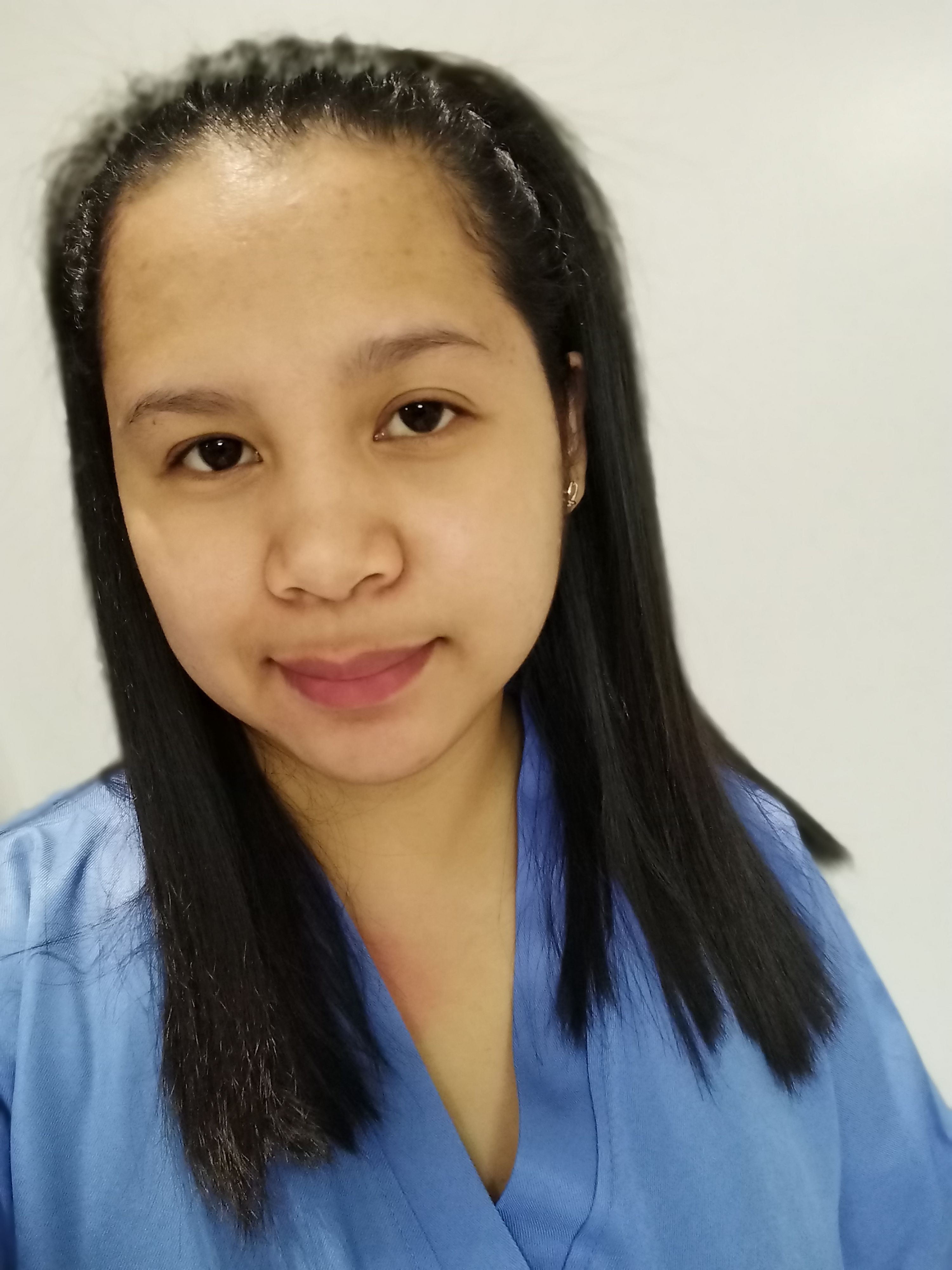 queen Raquel h, Filipino maid, in Jeddah