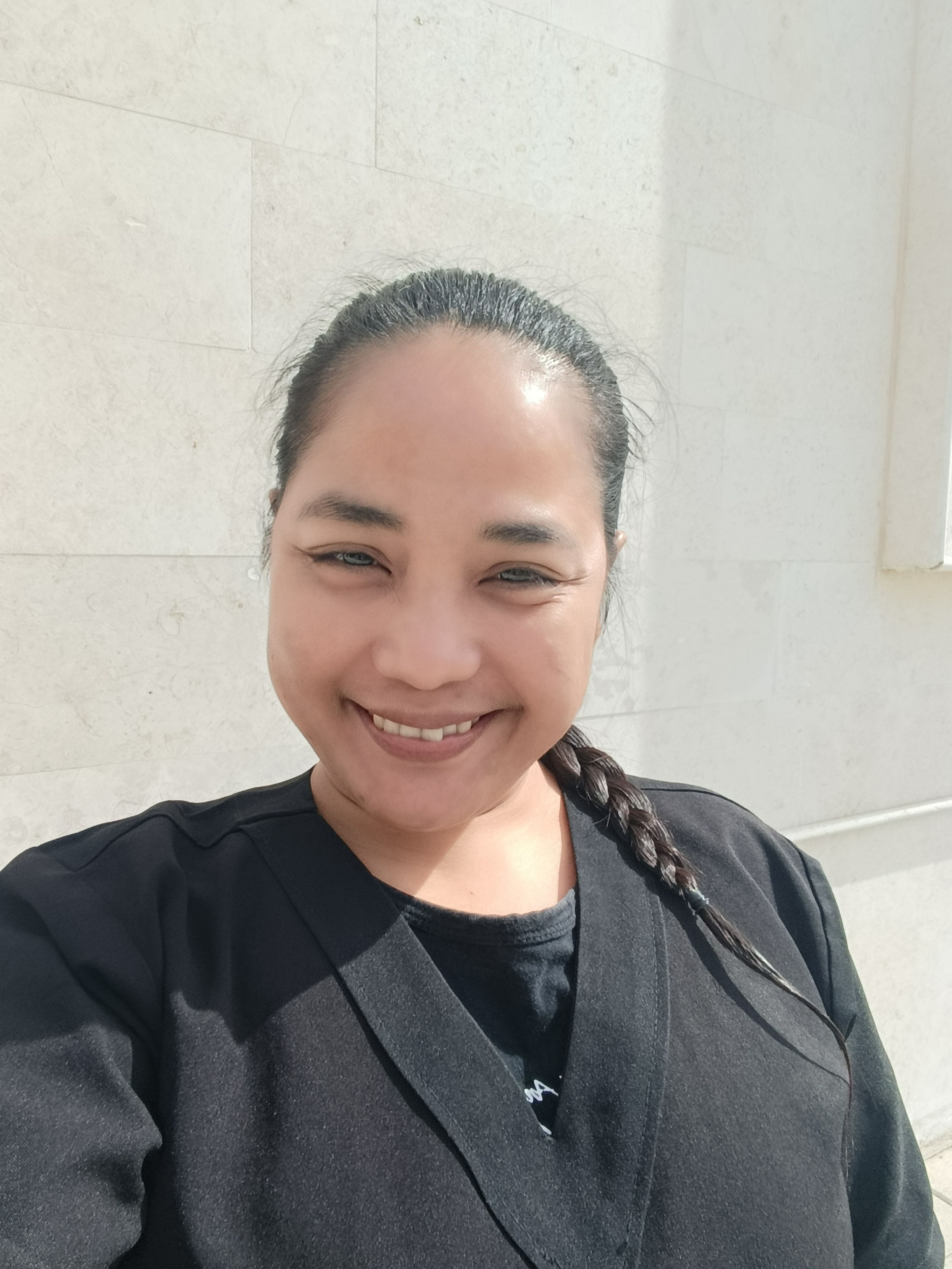 Jesaviel, Filipino maid, in Dubai