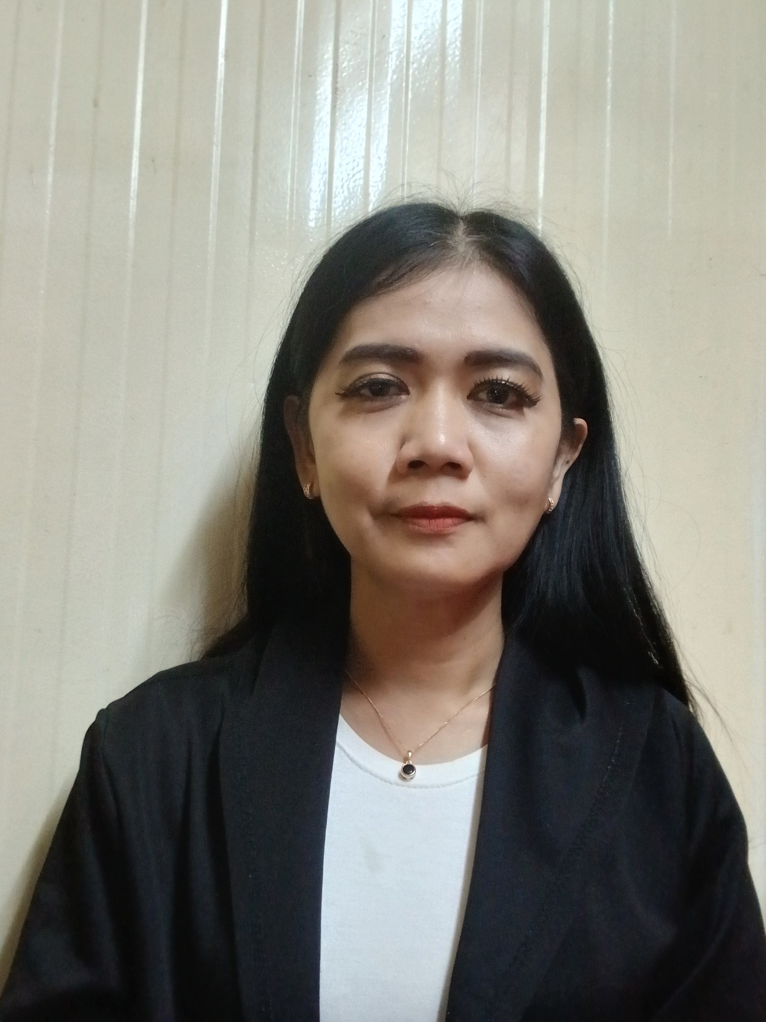 Neni, Indonesian nanny, in Dubai