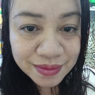 Larsie, Filipino maid, in Dubai